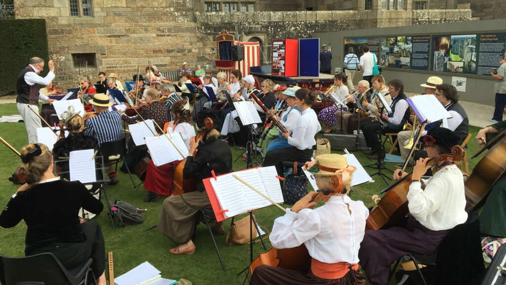 The Bondleigh Barn Band in an outdoor concert